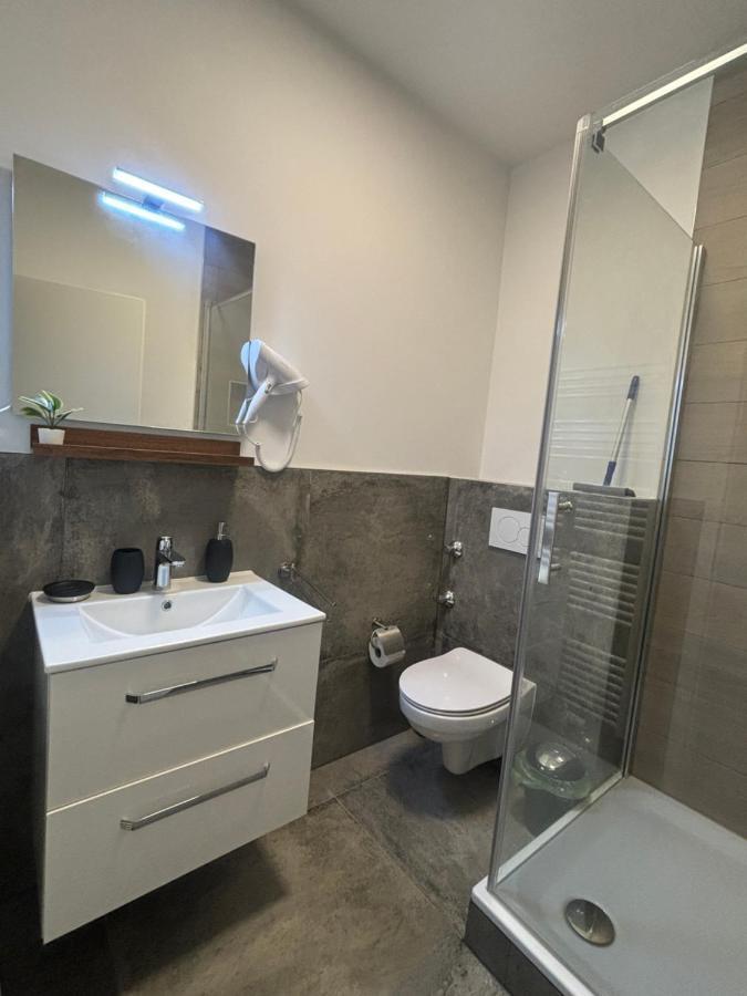 Lenti Duesseldorfer Apartment'S Ngoại thất bức ảnh