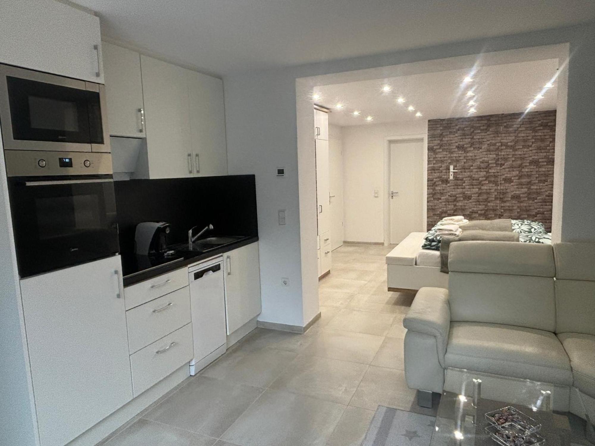 Lenti Duesseldorfer Apartment'S Ngoại thất bức ảnh